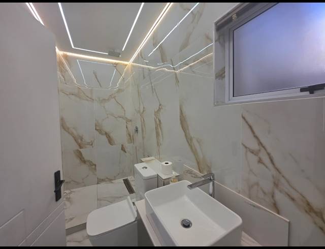 3 BEDROOM APARTMENT FOR SALE IN LA LUCIA
